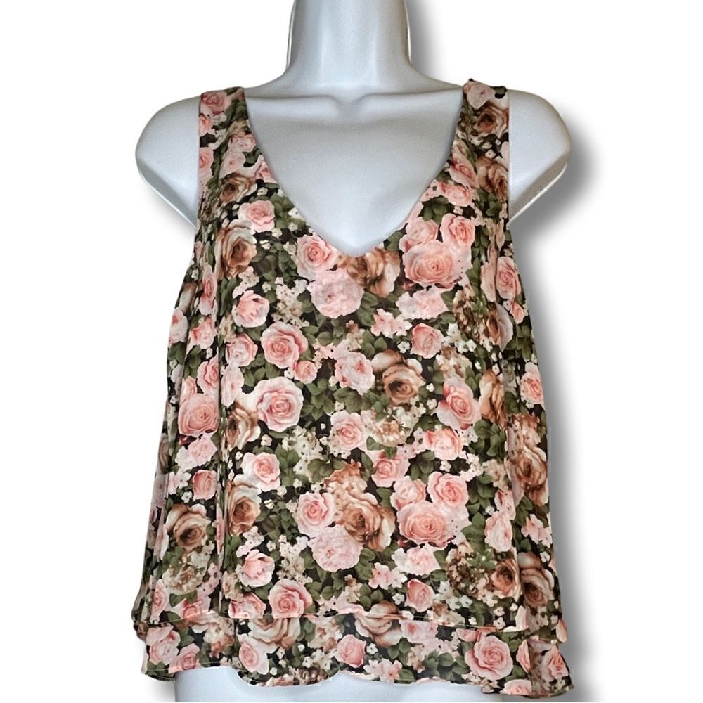 Forever 21 Cropped Floral Top Size Small